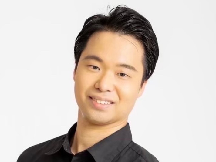 【岡本拓也】がミュージカル『モンティ・パイソンの SPAMALOT 』に出演させていただきます。
